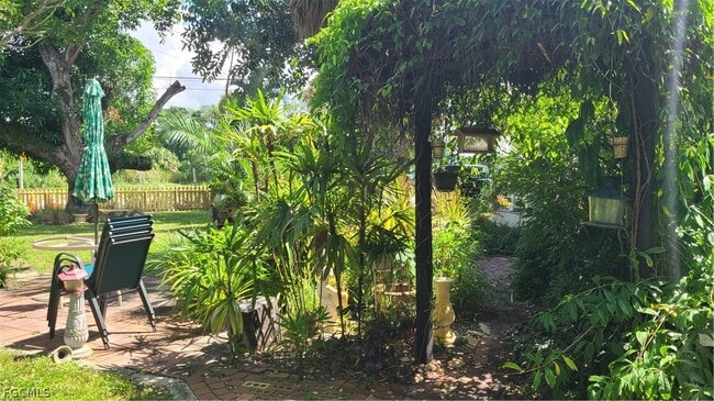 Building Photo - 2579 Second St