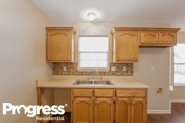 Building Photo - 7908 Milestone Dr