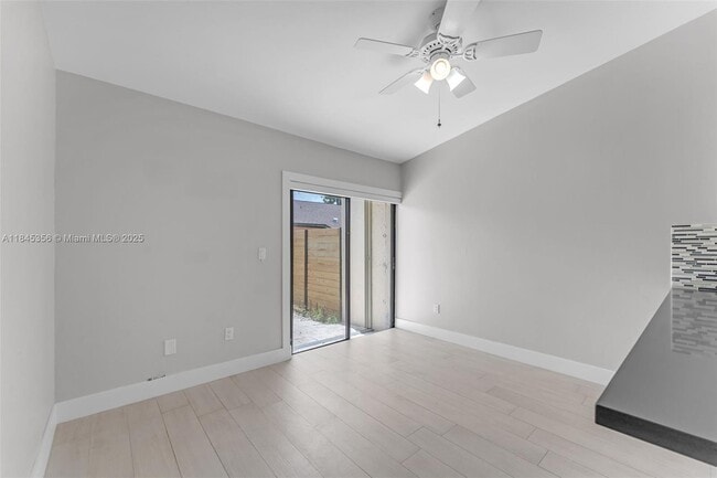 Building Photo - 10830 SW 72nd St