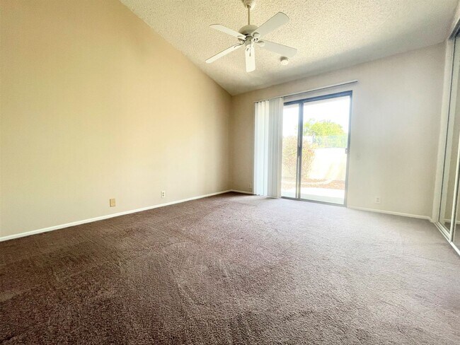 Building Photo - 1008 Bridle Path Way