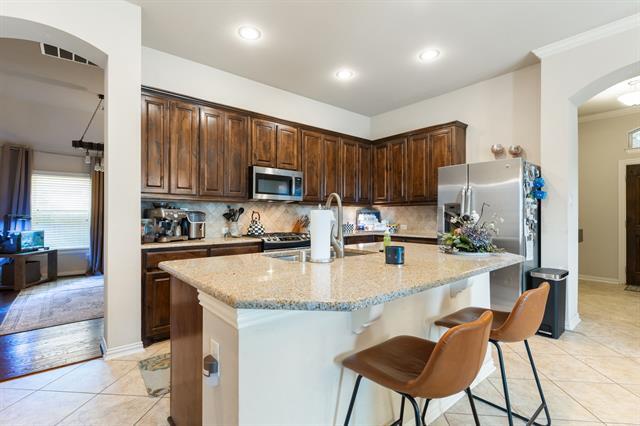 Building Photo - 2844 Lacompte Dr