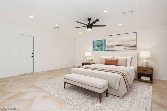 Building Photo - 3148 Apache St