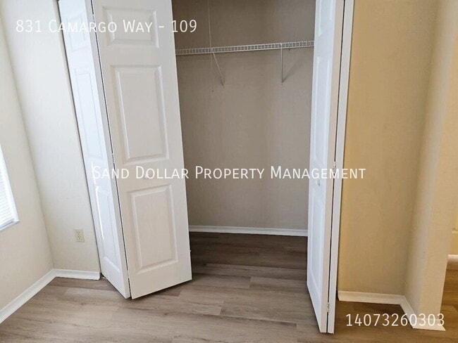 Building Photo - 831 Camargo Way