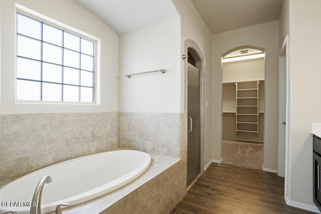 Building Photo - 13031 Sherborne