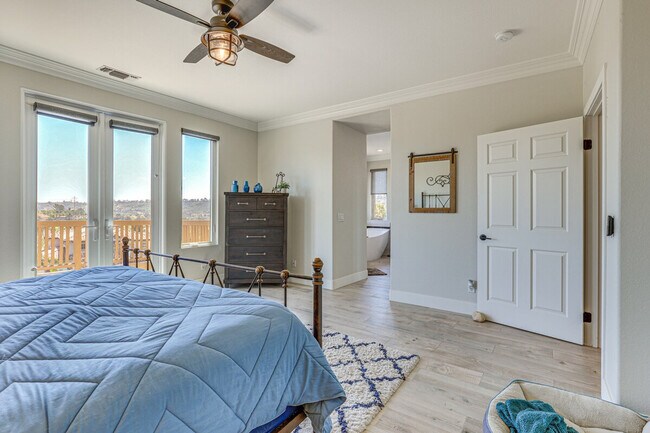 Building Photo - 2225 Corte Ananas