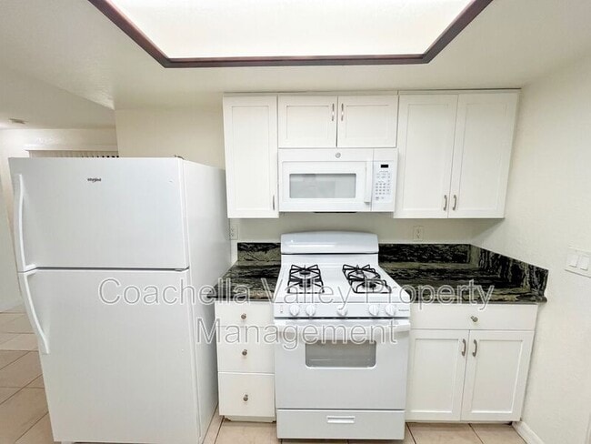 Building Photo - 33089 Shifting Sands Trail