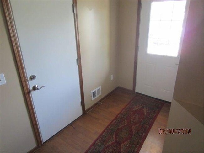 Building Photo - 5073 Dunkirk Pl N