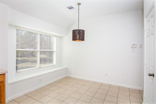 Building Photo - 51 N Regan Mead Cir