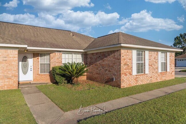 Building Photo - 2100 Blue Wind Dr