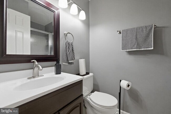 Building Photo - 10208 Ashbrooke Ct