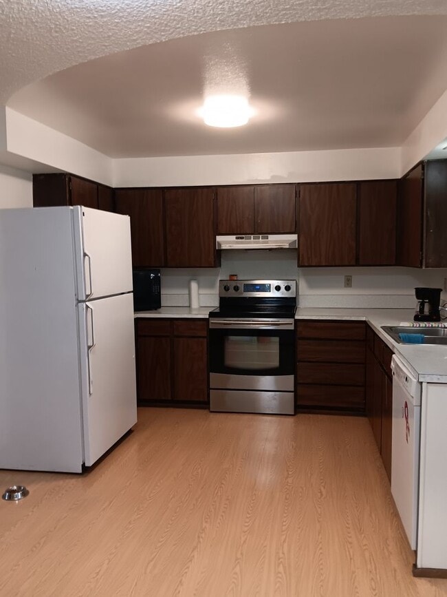 Building Photo - 3 Bed House in La Grande