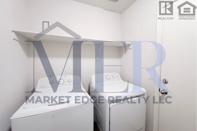 Building Photo - 3Bed/2Bath in Casa Grande! $199 MOVE-IN SP...