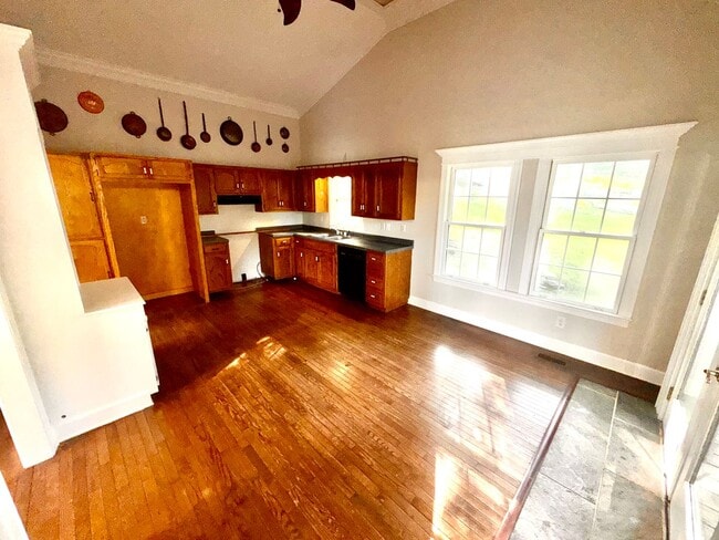 Building Photo - 375 Buck Island Dr