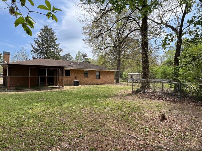 Building Photo - Available Now!