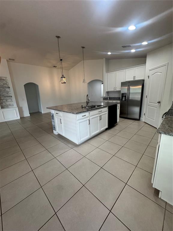 Building Photo - 1215 Garrett Gilliam Dr