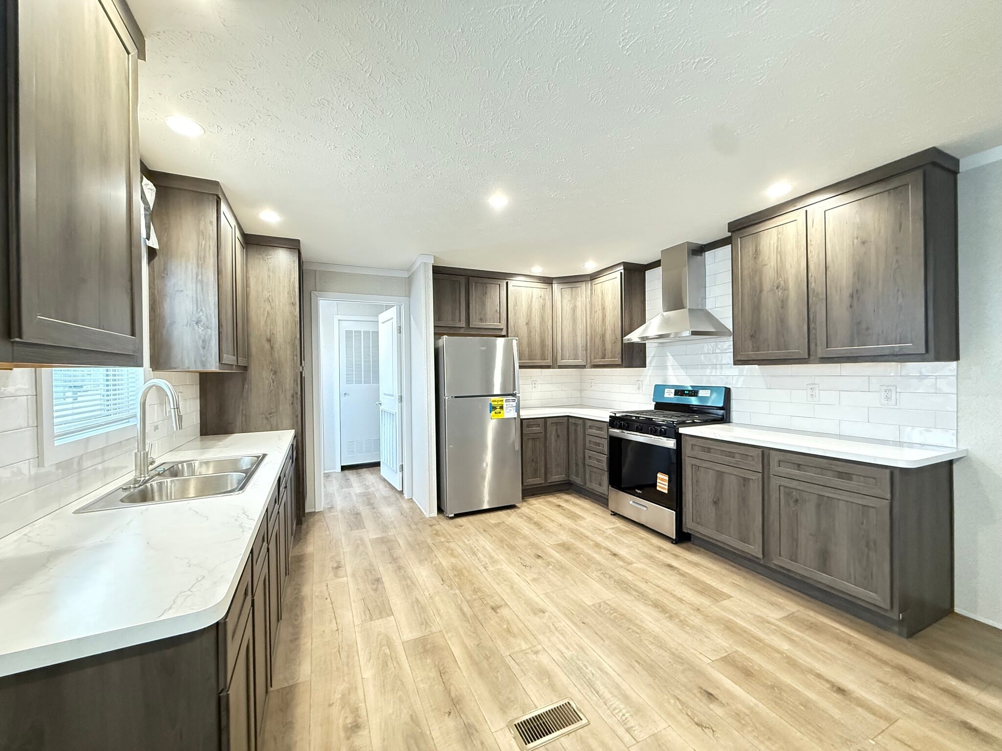 Building Photo - 29652 Cambridge Ct