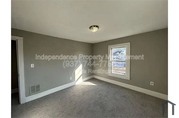 Building Photo - 1813 E 30th St