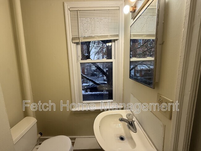 Building Photo - 357 S 3rd St