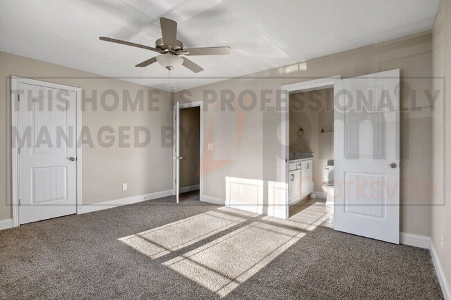 Building Photo - 402 Shelby St