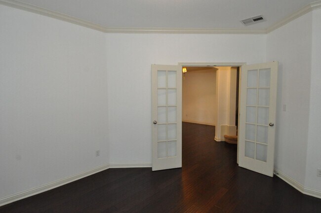 Building Photo - Beautiful Spacious Home FOR LEASE!