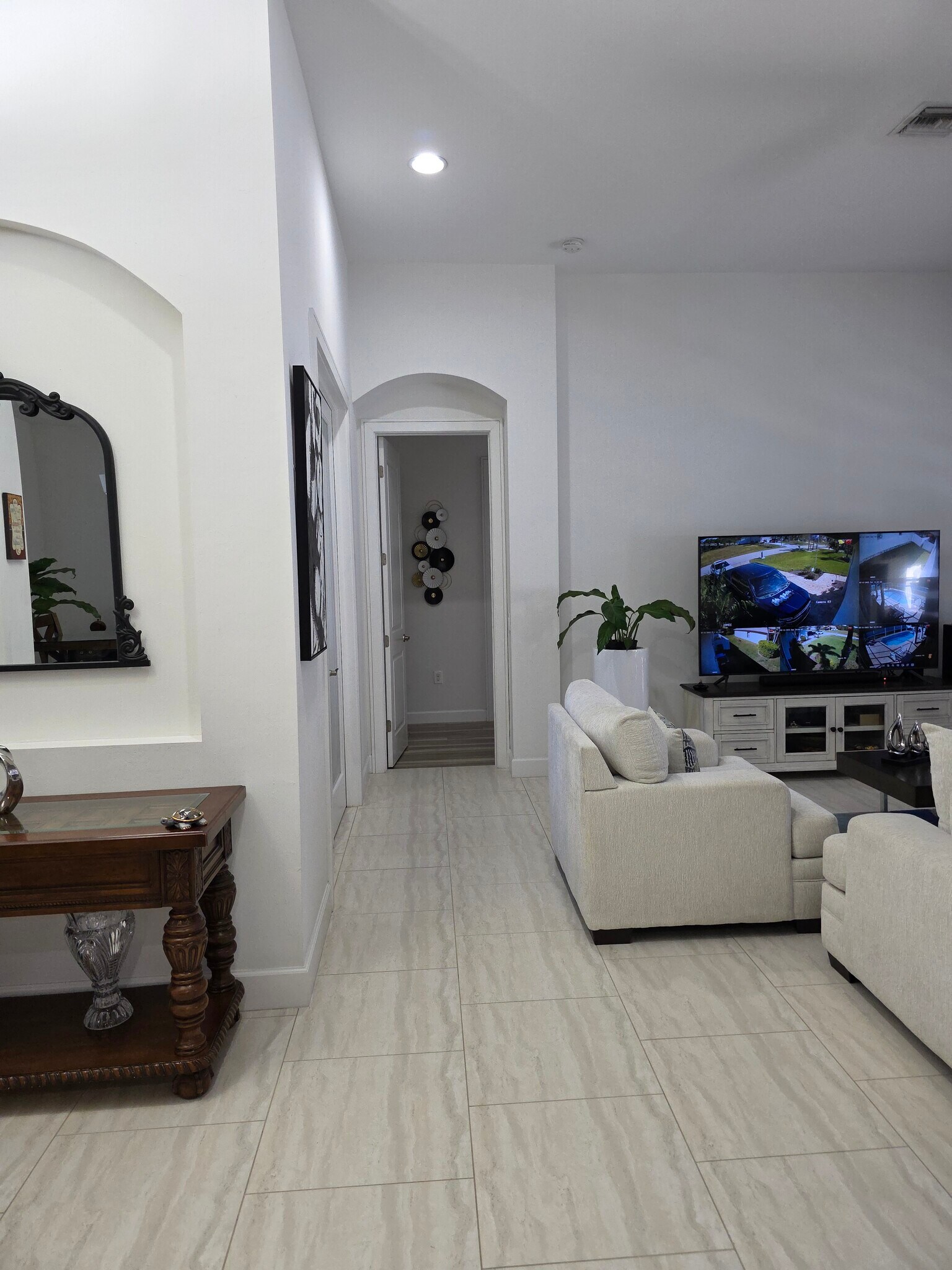 Building Photo - 5224 SW 27th Pl