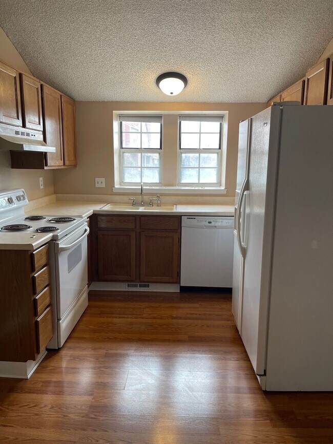 Building Photo - 17497 E Rice Cir