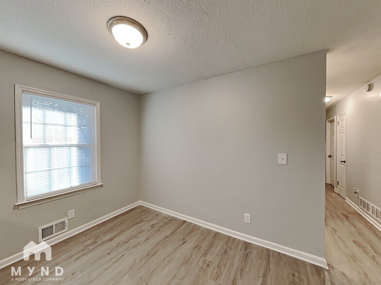 Building Photo - 6381 Impala Cir