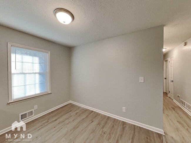 Building Photo - 6381 Impala Cir