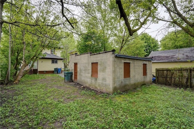 Building Photo - 49 Depew St