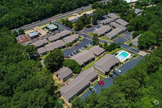 Building Photo - 2614 N University Dr