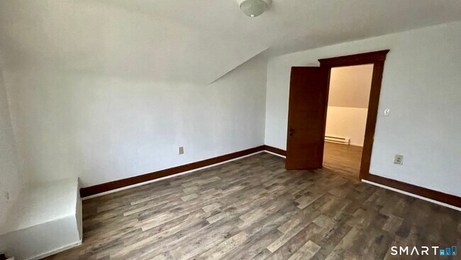 Building Photo - 58 E Pearl St