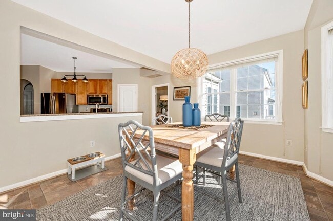 Building Photo - 2575 Bear Den Rd