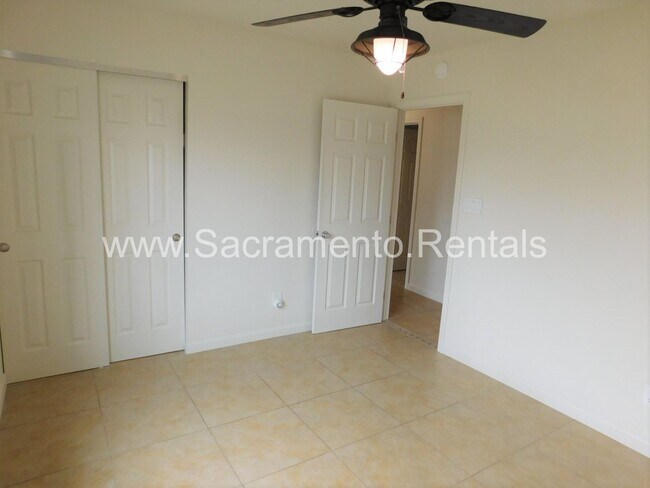 Building Photo - 101 Kennelford Cir