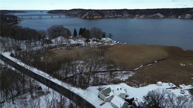 Building Photo - 1350 Bay Shore Blvd