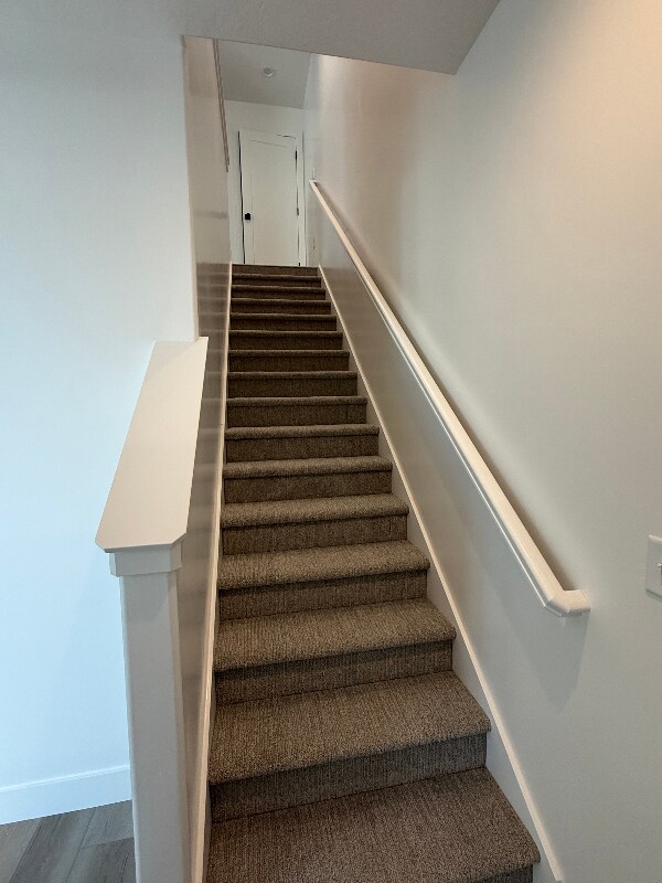 Building Photo - 43 N 100 E