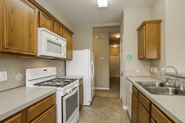 Building Photo - 15527 Lady Shery Ln