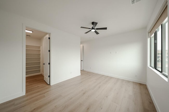 Building Photo - 15006 N Ivory Dr