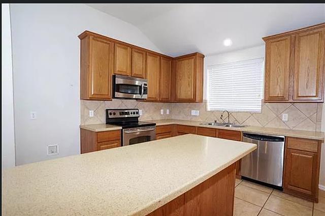 Building Photo - 1820 Ringtail Dr
