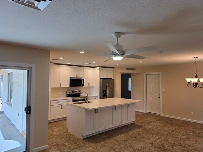 Building Photo - 11158 N 107th Way