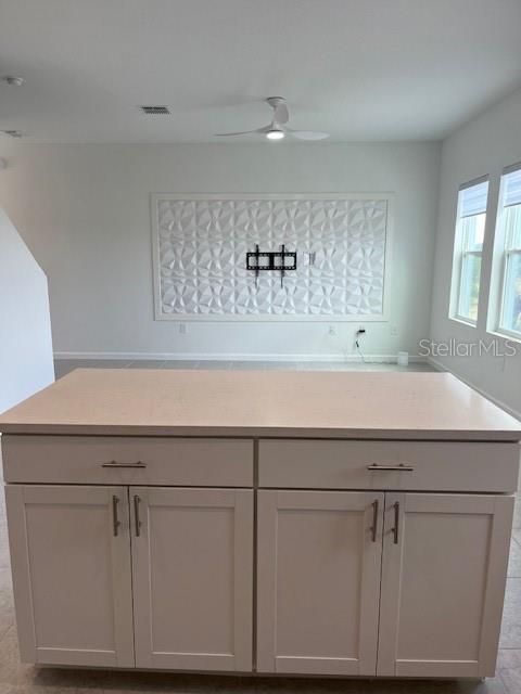Building Photo - 2504 Peony Pl