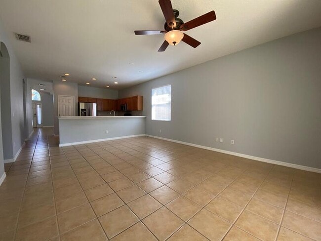 Building Photo - 9918 Autumn Creek Ln