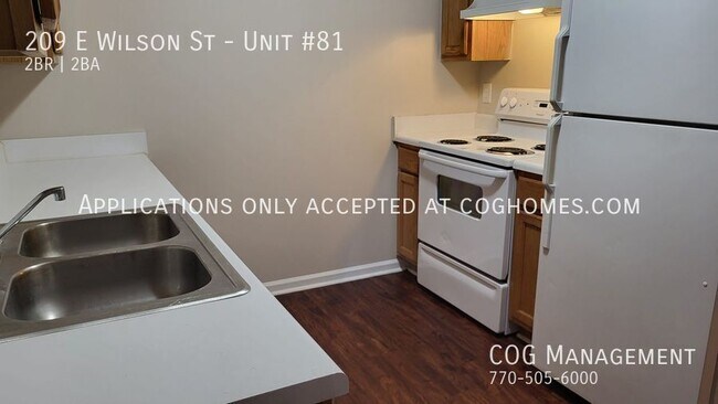 Building Photo - 209 E Wilson St