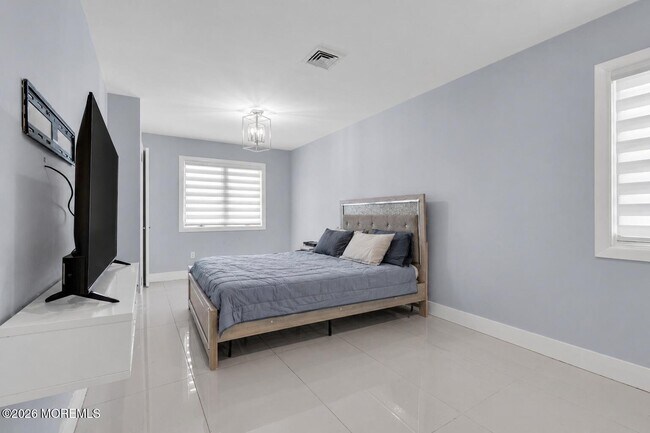 Building Photo - 24 Valley Forge Rd