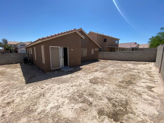 Building Photo - 3725 Penny Cross Dr