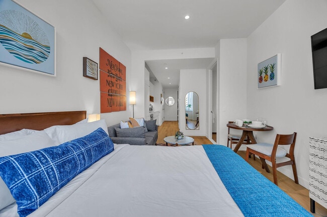 Building Photo - 160 Water St