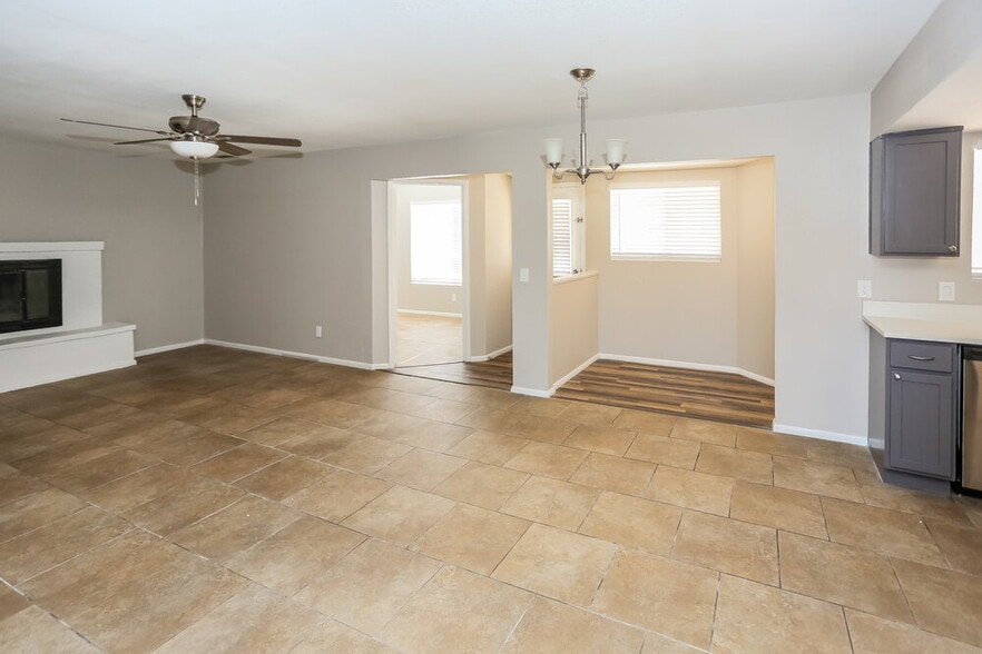 Building Photo - 335 E Harwell Rd