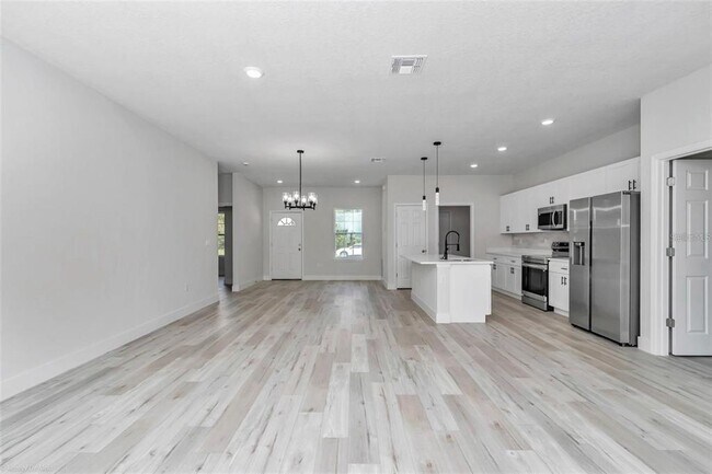 Building Photo - 3398 SW 165th Loop