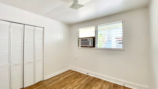 Building Photo - 3007 Lanikaula St
