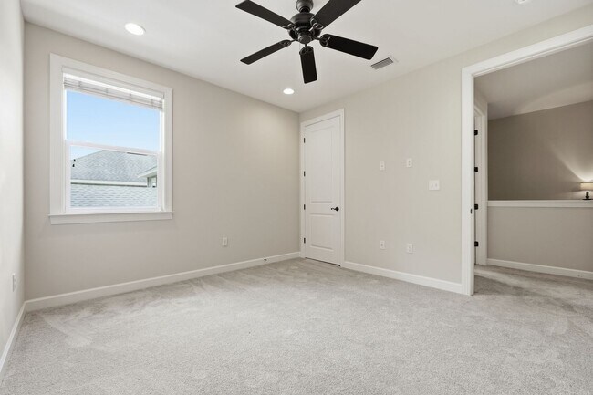 Building Photo - 4256 Skipjack Cove