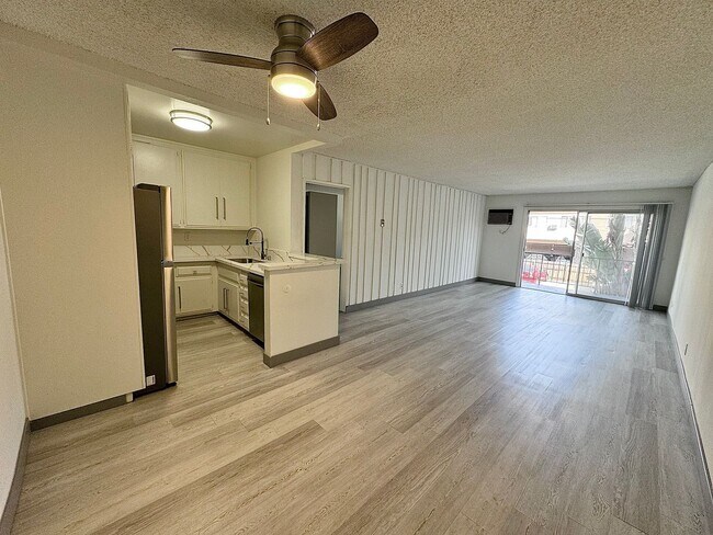 Interior Photo - woo107